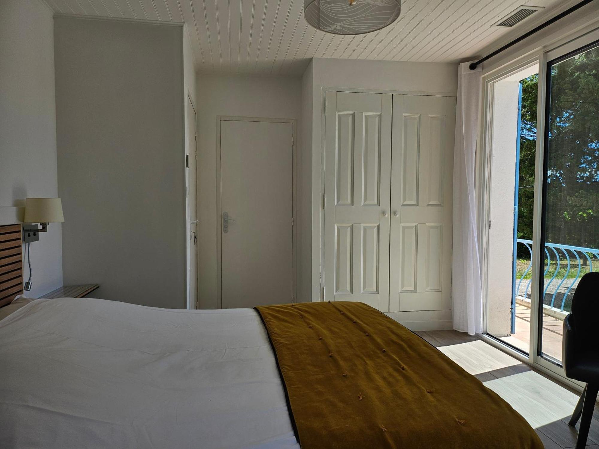 La Luberonne Bed & Breakfast Lourmarin Luaran gambar