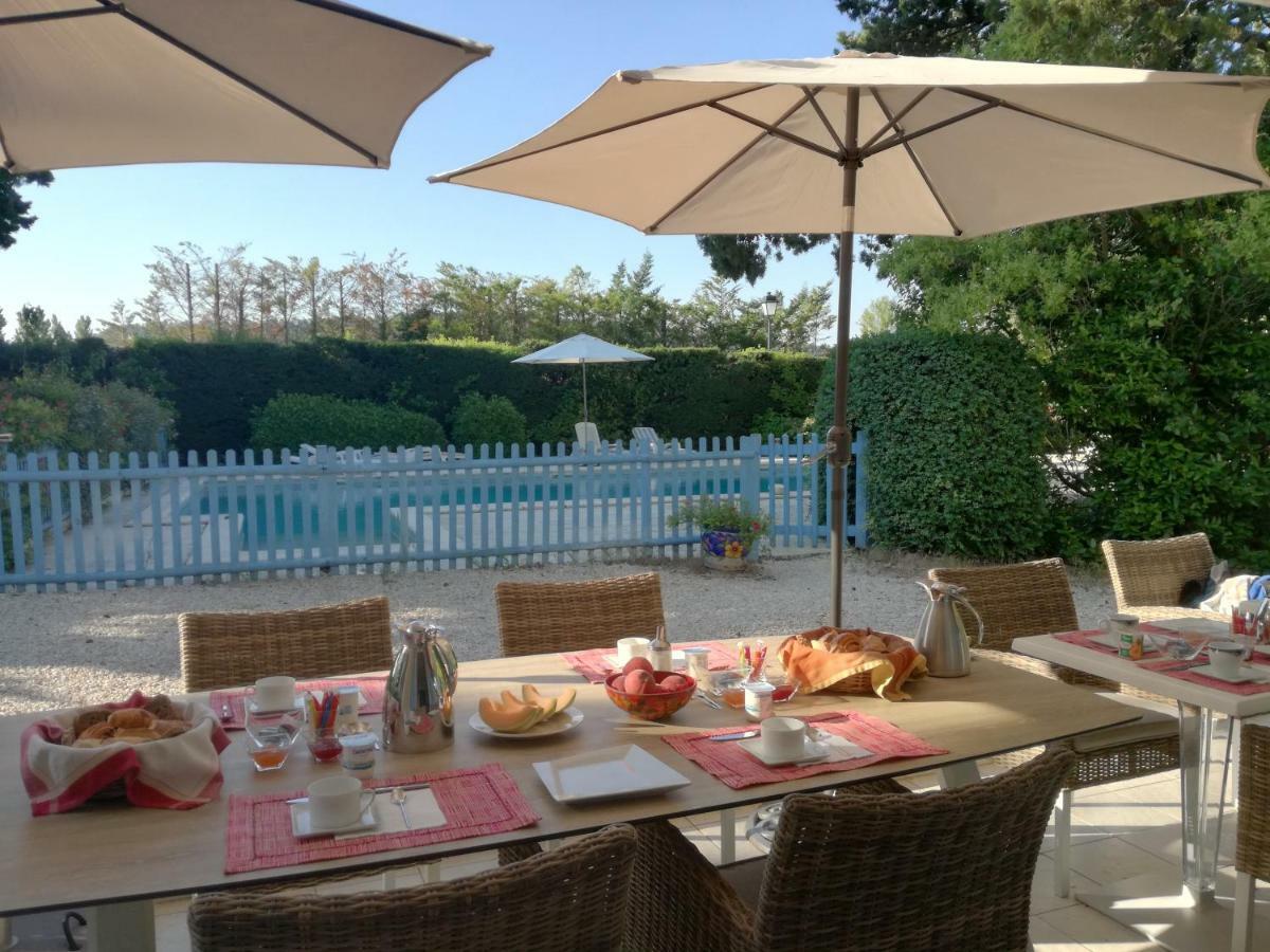 La Luberonne Bed & Breakfast Lourmarin Luaran gambar