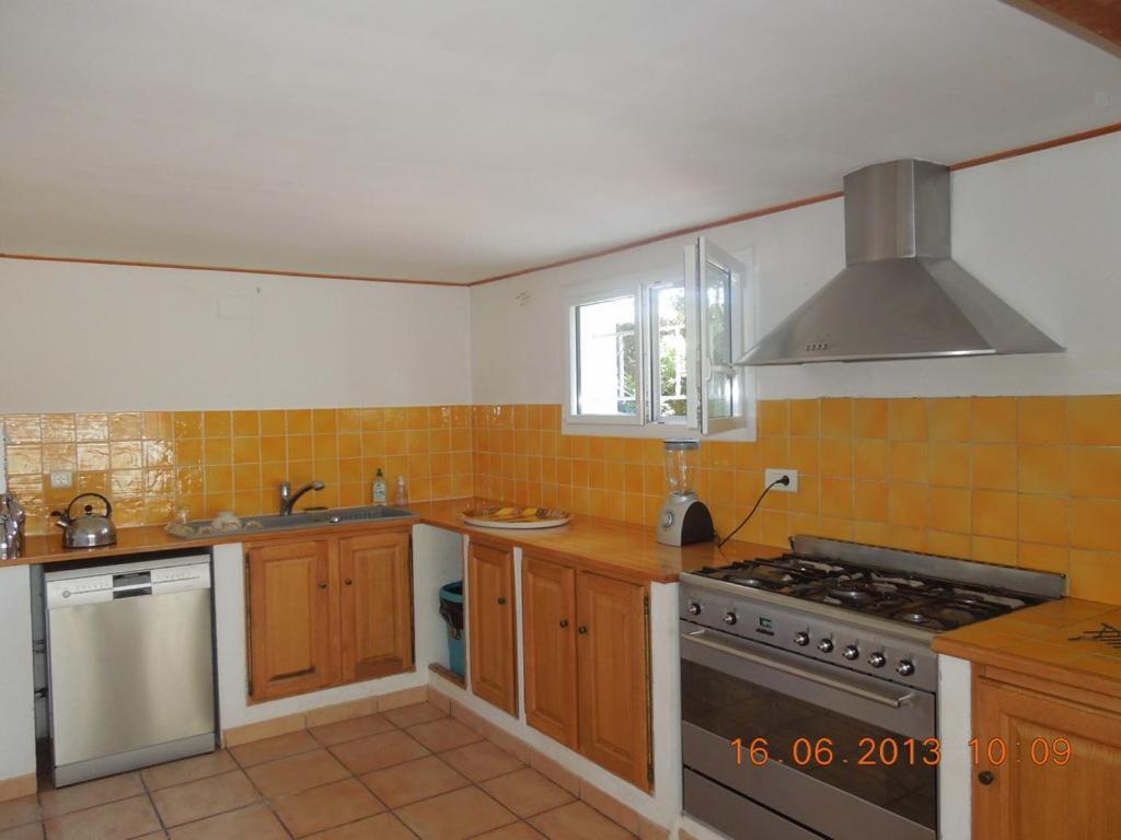 La Luberonne Bed & Breakfast Lourmarin Luaran gambar
