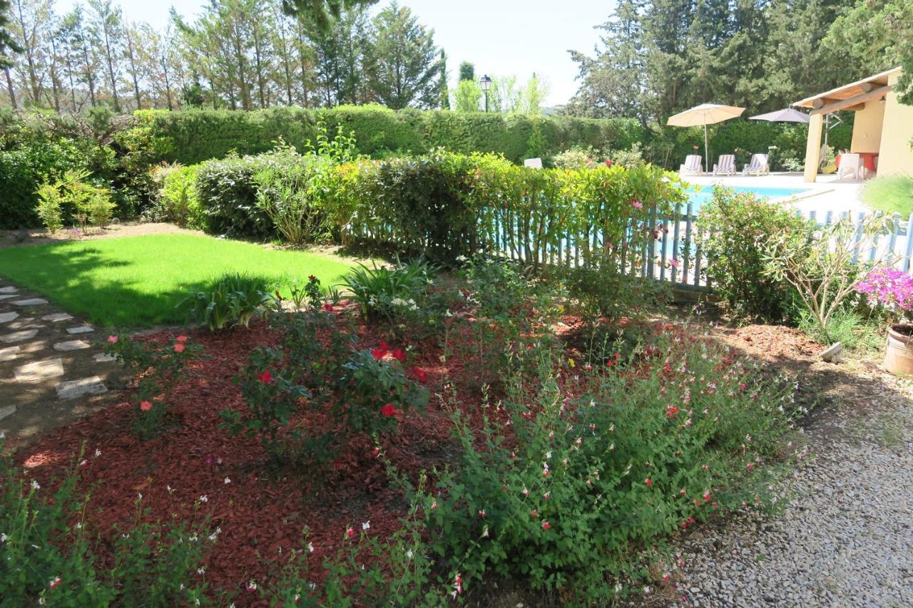 La Luberonne Bed & Breakfast Lourmarin Luaran gambar